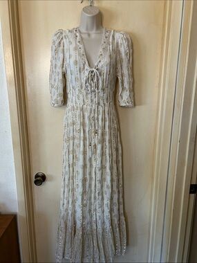 Me2Magic Ivory Maxi Dress with Gold Accent and Tie Front size M